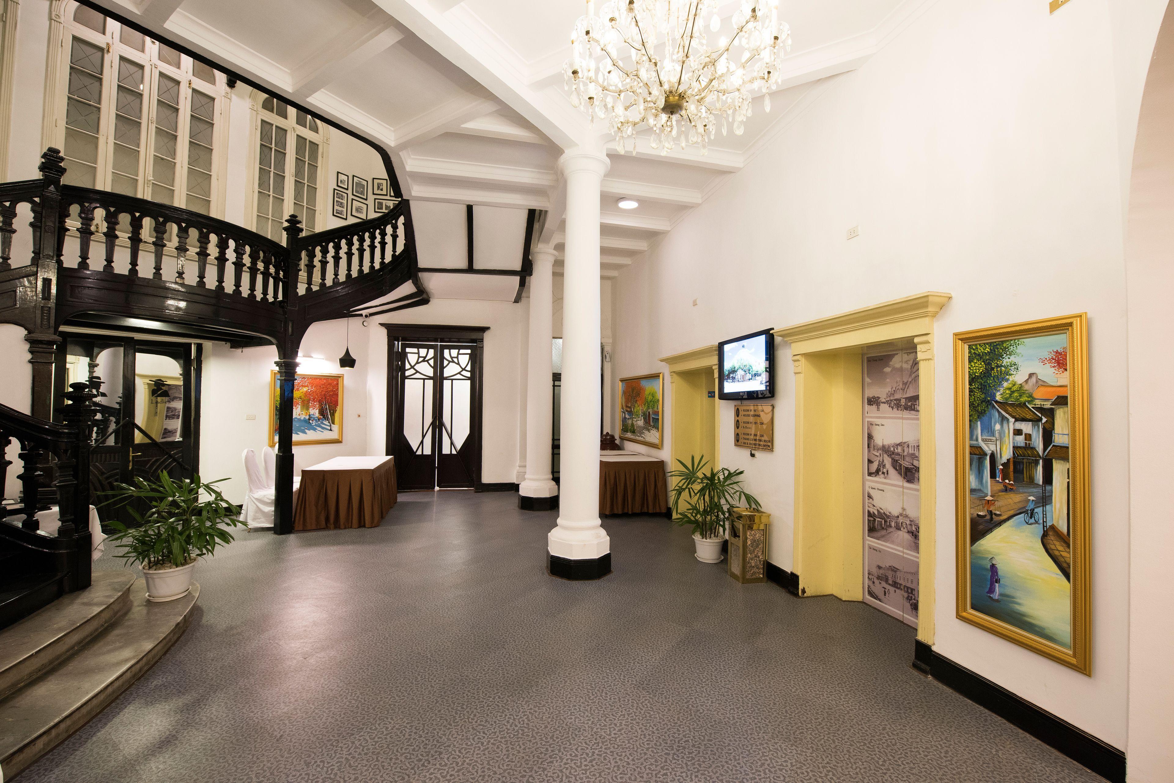 Hoa Binh Hotel — Photos 2